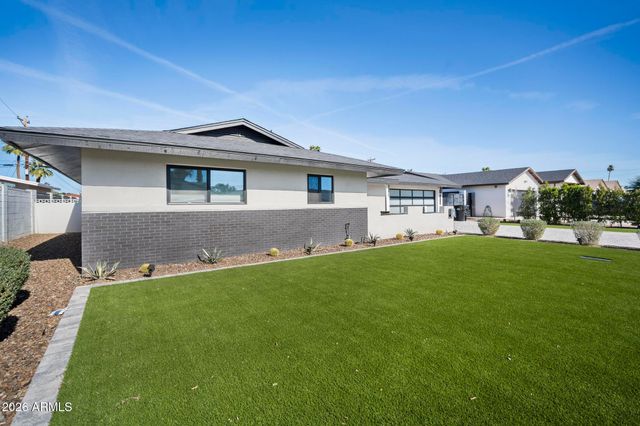 8314 E MARIPOSA Drive, Scottsdale, AZ 85251