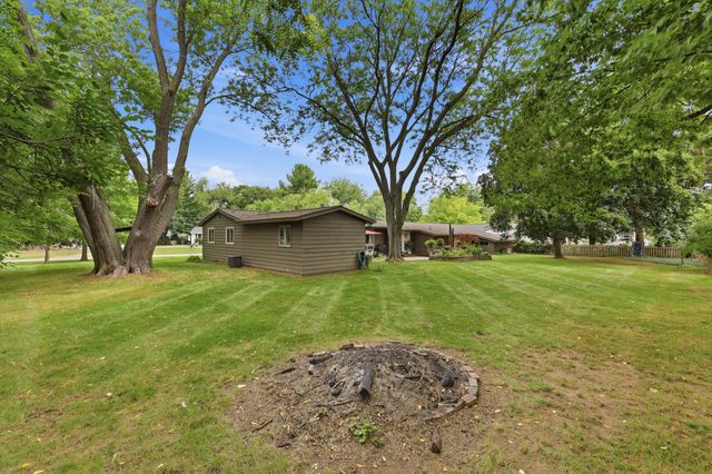 7284 Grachen Drive SE, Grand Rapids, MI 49546