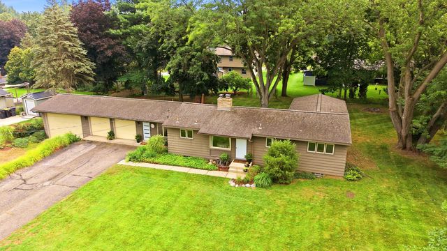 7284 Grachen Drive SE, Grand Rapids, MI 49546