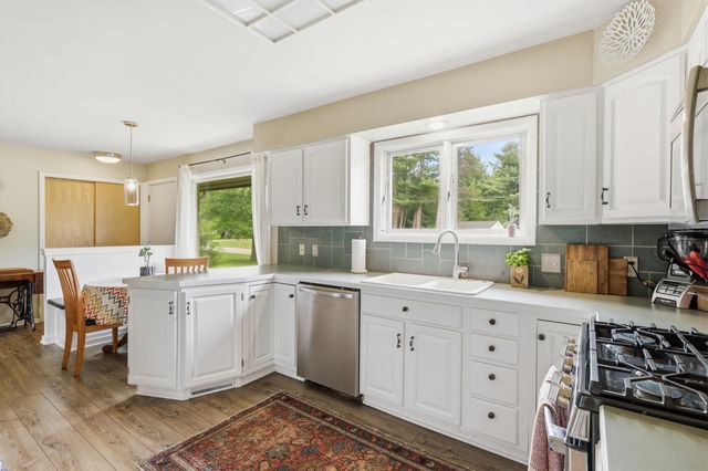7284 Grachen Drive SE, Grand Rapids, MI 49546