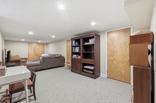 7284 Grachen Drive SE, Grand Rapids, MI 49546