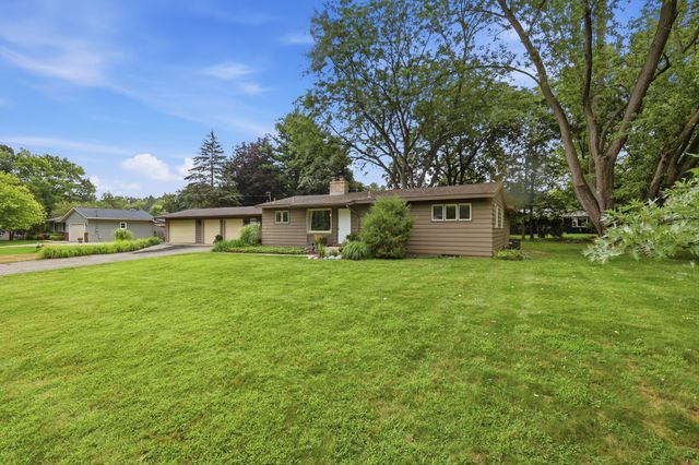 7284 Grachen Drive SE, Grand Rapids, MI 49546
