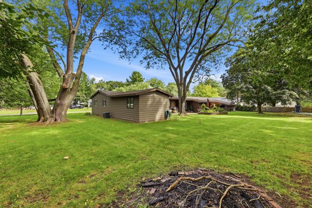 7284 Grachen Drive SE, Grand Rapids, MI 49546