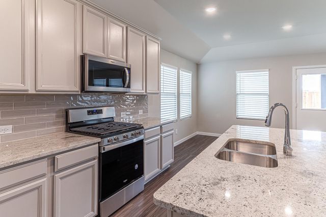 416 Ronda Road, Fate, TX 75087