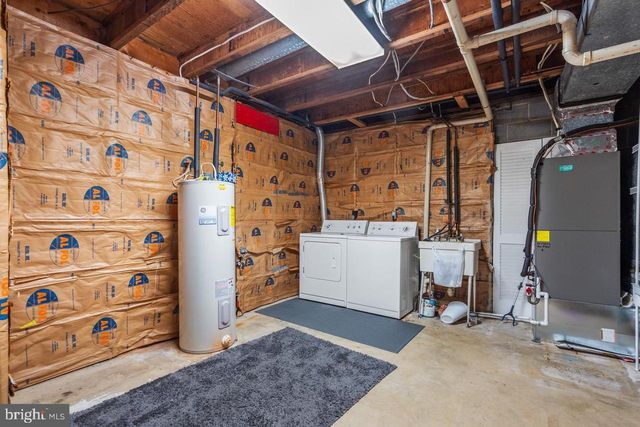 2983 BORGE ST, Oakton, VA 22124