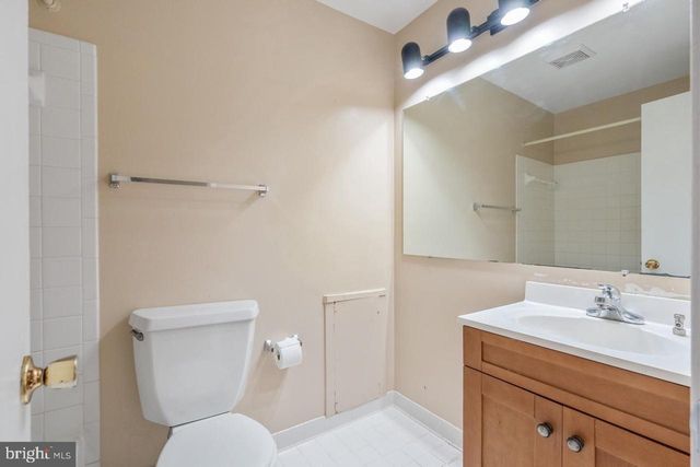 2983 BORGE ST, Oakton, VA 22124