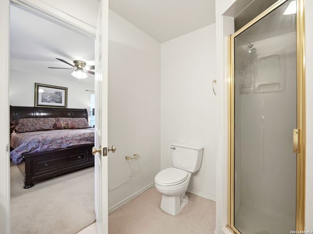908 N MANSFIELD ST, Pleasanton, TX 78064