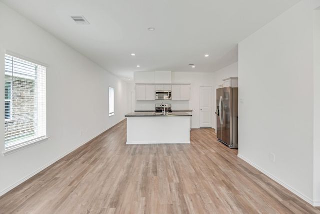 5710 Redstone Gardens Dr, Spring, TX 77373