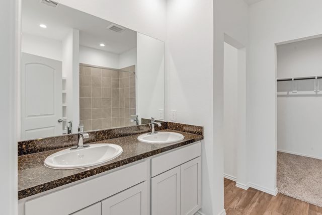 5710 Redstone Gardens Dr, Spring, TX 77373