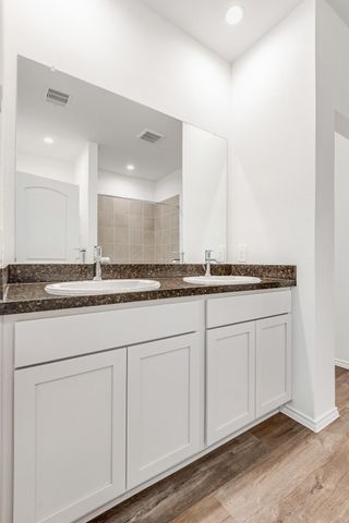 5710 Redstone Gardens Dr, Spring, TX 77373