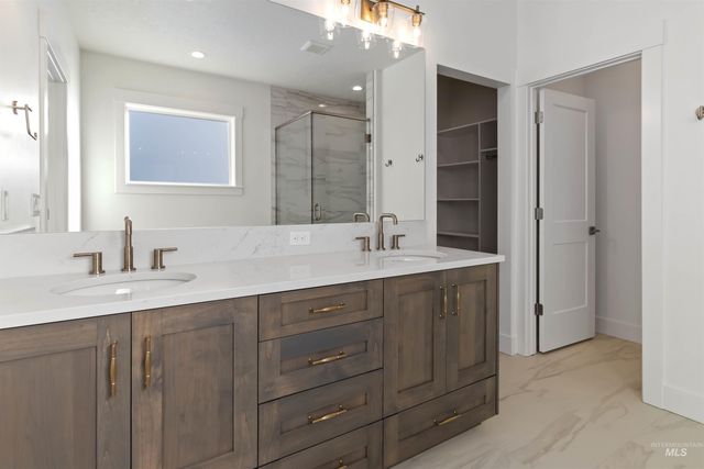 1961 E Mainacht St, Meridian, ID 83642