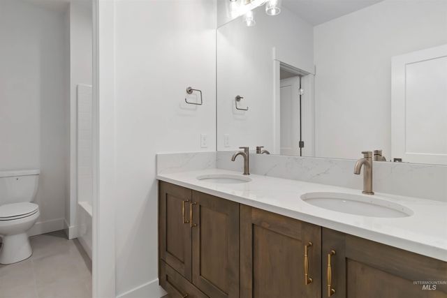 1961 E Mainacht St, Meridian, ID 83642