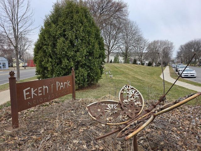 2426 Commercial Avenue, Madison, WI 53704