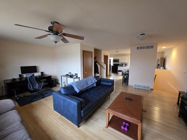 2426 Commercial Avenue, Madison, WI 53704