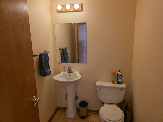 2426 Commercial Avenue, Madison, WI 53704