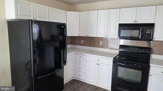 235 CHARRING CROSS DR, Dover, DE 19904