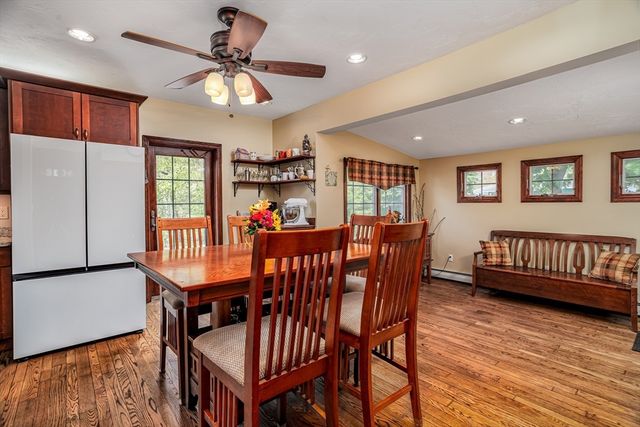 1084 Main Street, Leominster, MA 01453