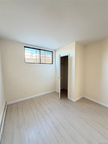 71-34 163rd Street 3, Fresh Meadows, NY 11365