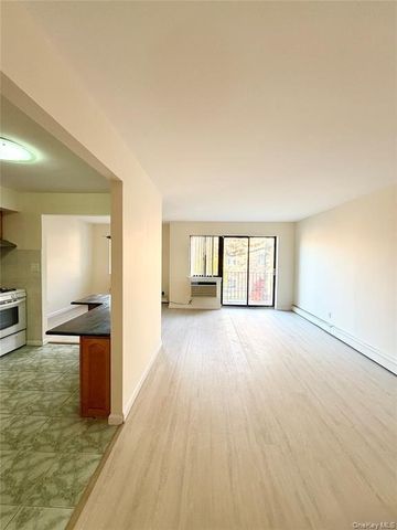 71-34 163rd Street 3, Fresh Meadows, NY 11365