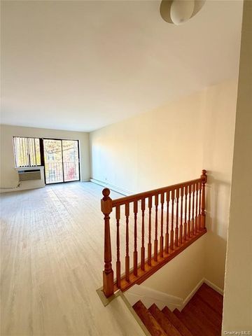71-34 163rd Street 3, Fresh Meadows, NY 11365