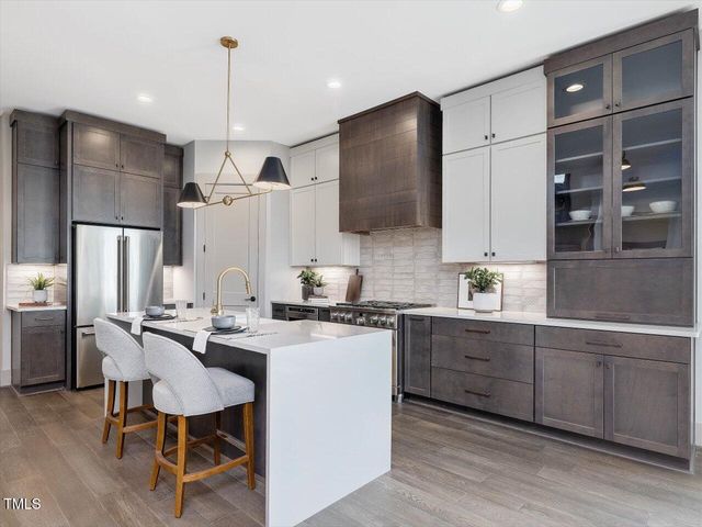 734 S State Street, Raleigh, NC 27601