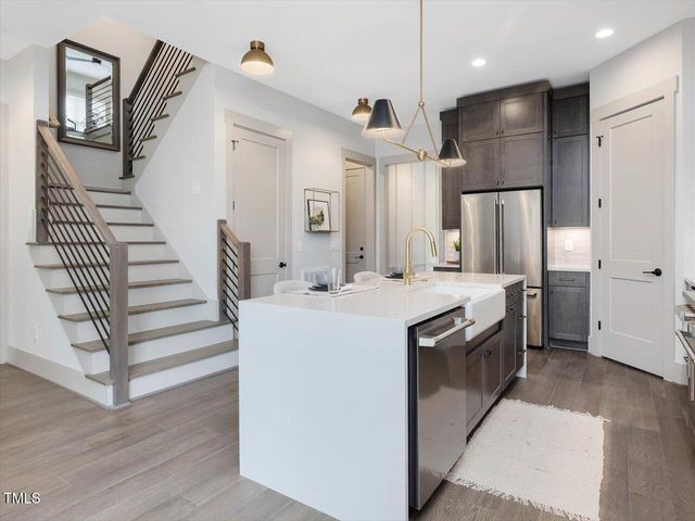 734 S State Street, Raleigh, NC 27601