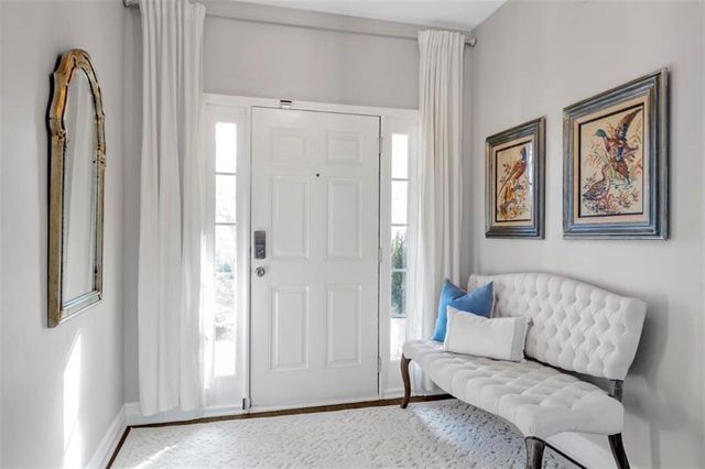 1075 Julius Drive, Suwanee, GA 30024