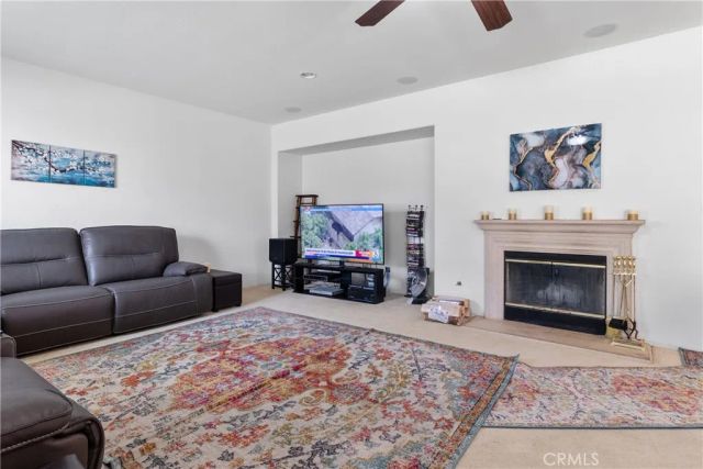 43890 Moccasin, Lancaster, CA 93536