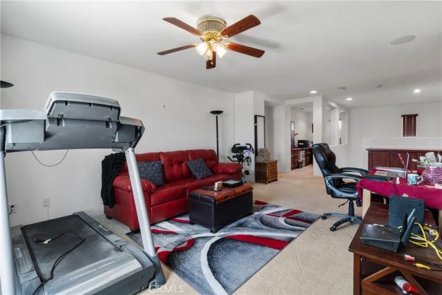 43890 Moccasin, Lancaster, CA 93536