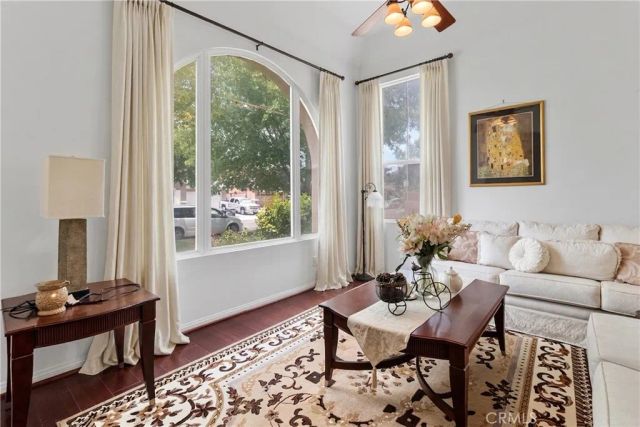 43890 Moccasin, Lancaster, CA 93536