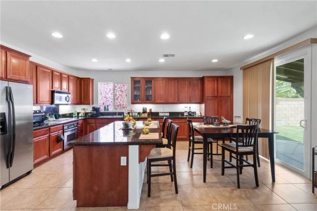 43890 Moccasin, Lancaster, CA 93536