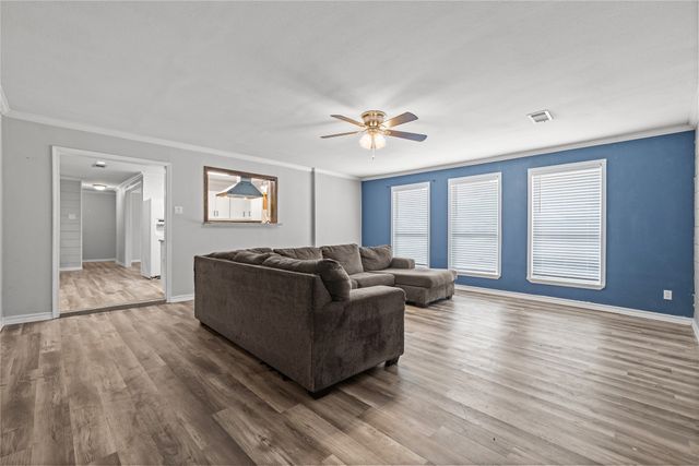 1451 Forrest Drive, Canton, TX 75103