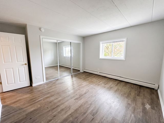 124 E Bailey Road A, Naperville, IL 60565