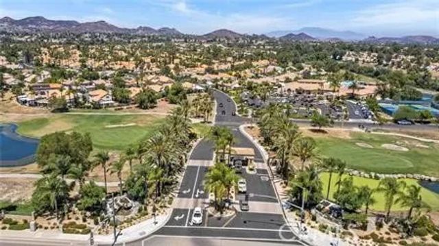 40430 Via Francisco, Murrieta, CA 92562