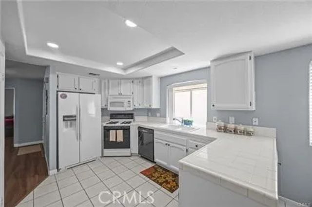 40430 Via Francisco, Murrieta, CA 92562