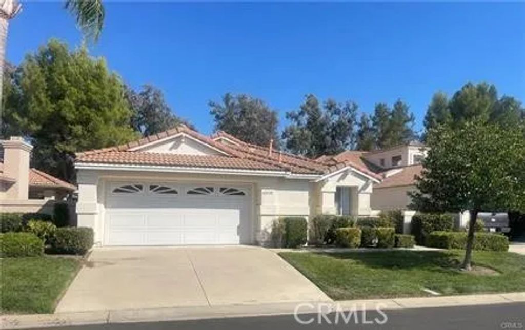 40430 Via Francisco, Murrieta, CA 92562