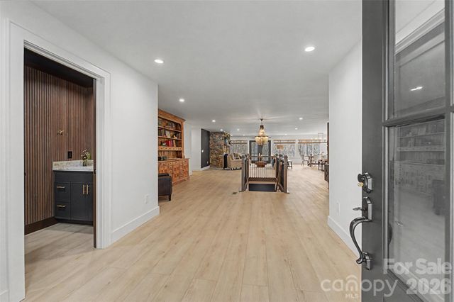 323 Mashburn Branch Road, Franklin, NC 28734