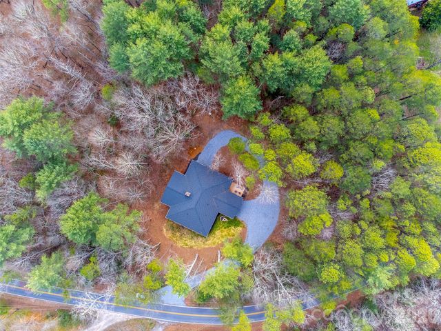 323 Mashburn Branch Road, Franklin, NC 28734