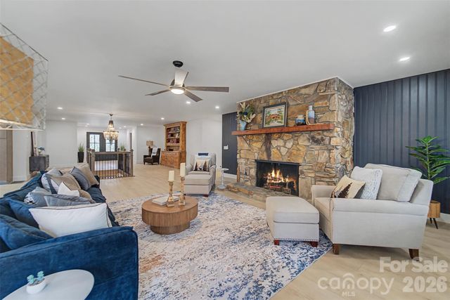 323 Mashburn Branch Road, Franklin, NC 28734