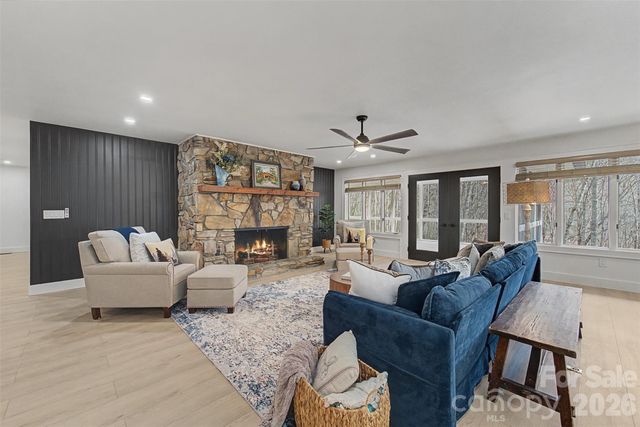 323 Mashburn Branch Road, Franklin, NC 28734