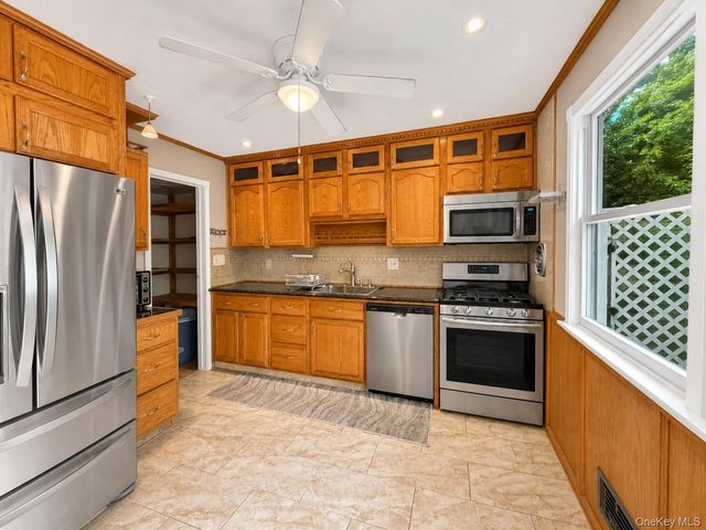 15 Old Anvil Lane, Middletown, NY 10940