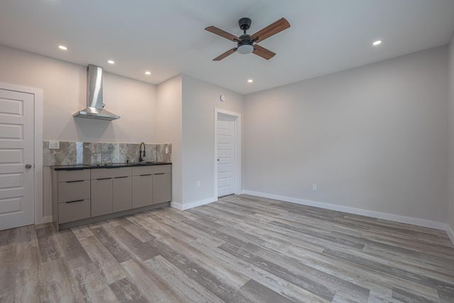 4202 Clay Street D, Houston, TX 77023