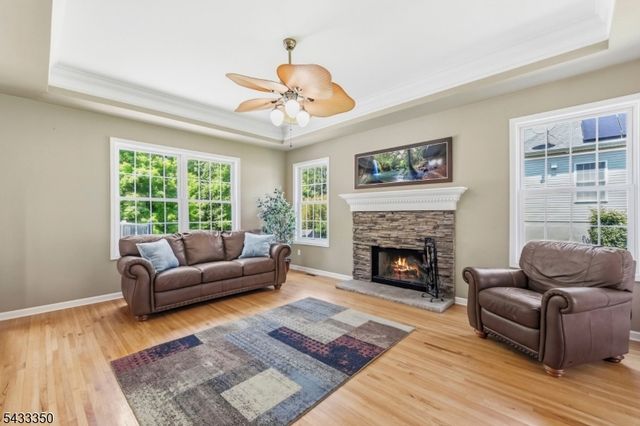 4 Matthew Dr, Byram Twp., NJ 07871