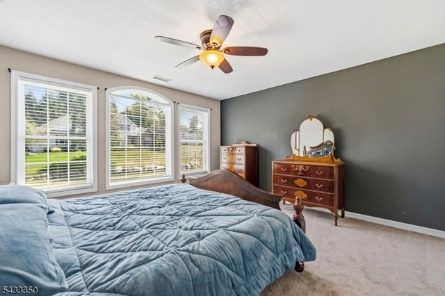 4 Matthew Dr, Byram Twp., NJ 07871