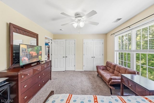 4 Matthew Dr, Byram Twp., NJ 07871