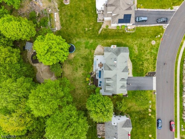 4 Matthew Dr, Byram Twp., NJ 07871