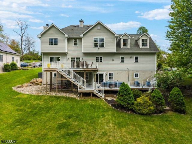 4 Matthew Dr, Byram Twp., NJ 07871