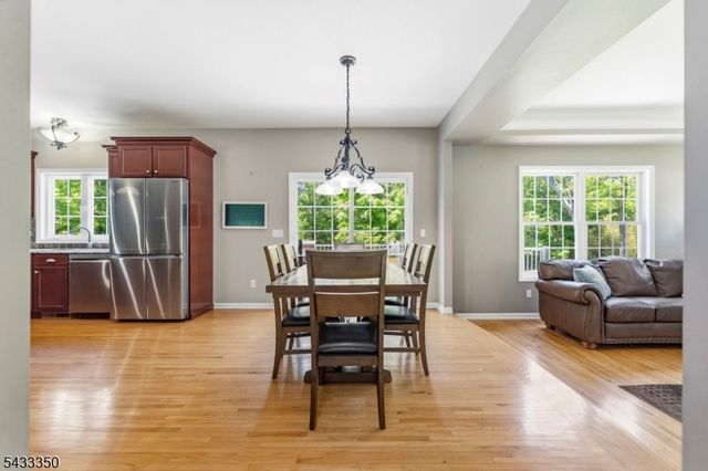 4 Matthew Dr, Byram Twp., NJ 07871