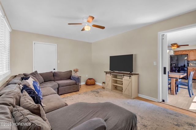 1332 Broadway Boulevard, Toms River, NJ 08757
