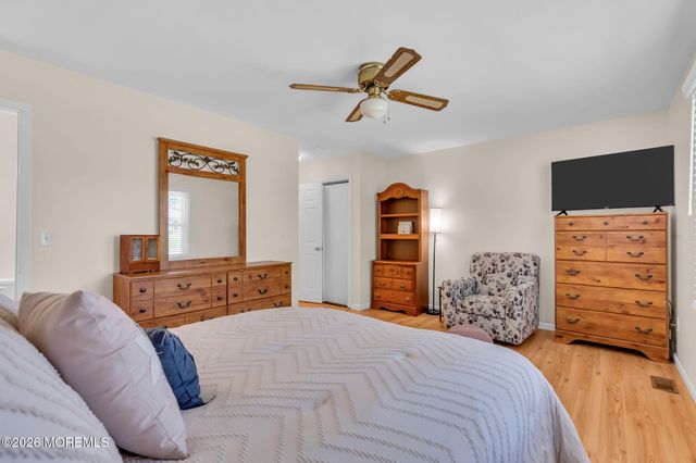 1332 Broadway Boulevard, Toms River, NJ 08757